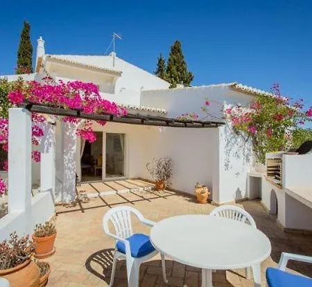 Βίλα Sleeps 8 Pool *