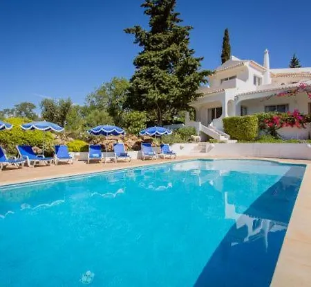 Sleeps 8 Pool * Galvana